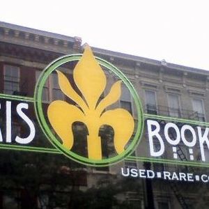 Iris BookCafé